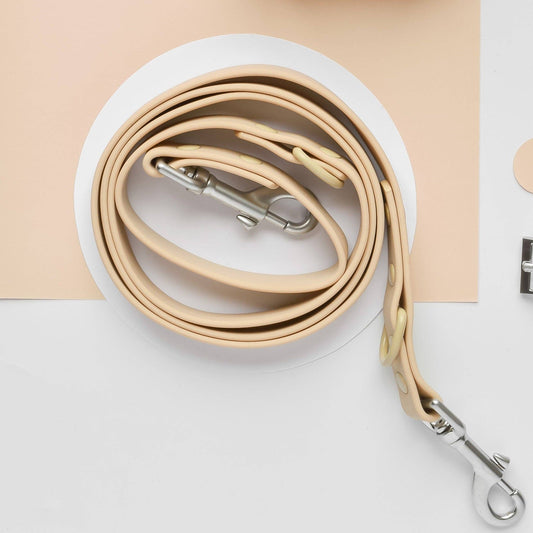Cocopup London NAKD dog lead in biscuit beige color, premium leather dog leash