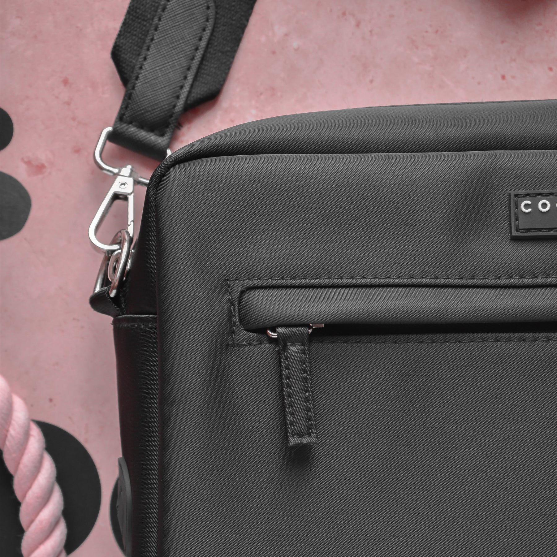 Cocopup London – Dog Walking Bag – Black - Teddy DogWear