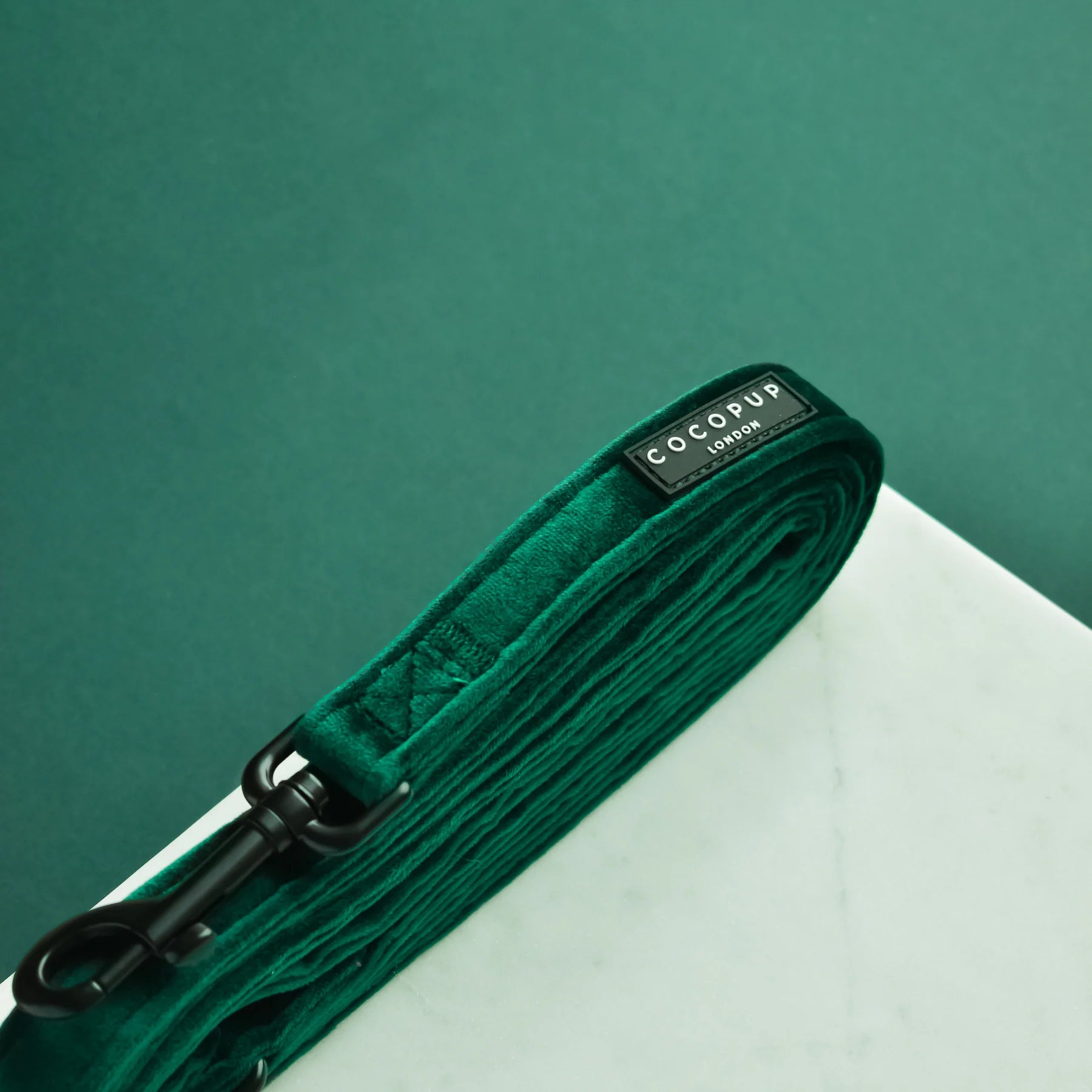 Cocopup London – LUXE Dog Lead – Forest Green Velvet - Teddy DogWear